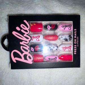 Barbie press on nails